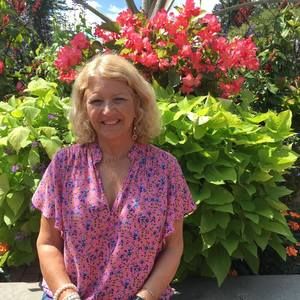 Meet your Posher, Marsha